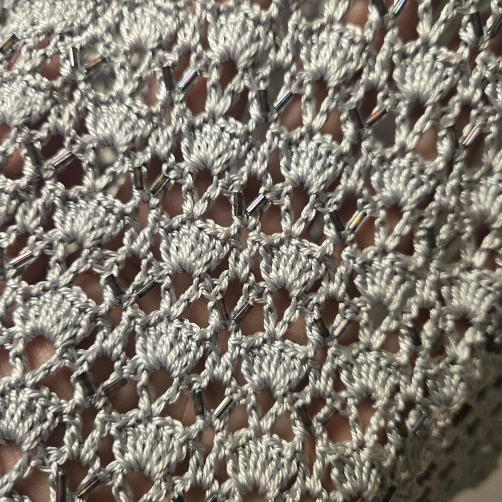Vintage Laura Ashley Crochet Sleeveless Beaded Overlay Blouse Top (Small) NWOT - Picture 4 of 7